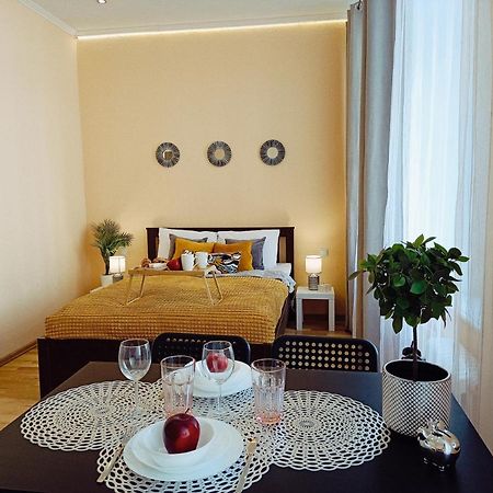 Centrally Located Studio Apartment Ryga Zewnętrze zdjęcie