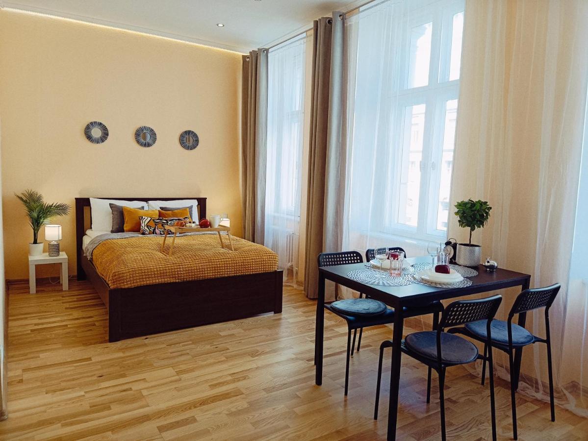 Centrally Located Studio Apartment Ryga Zewnętrze zdjęcie